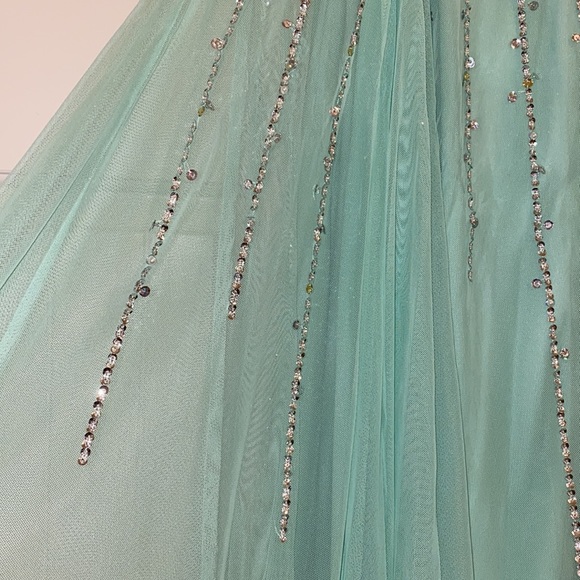Sean Collection Mint Green Prom Dress! - Picture 7 of 15